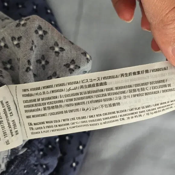 Abercrombie & Fitch Sz MFloral Jumpsuit Navy Blue Keyhole Neck Resortwear Boho - Picture 7 of 11